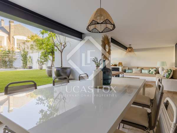 Villa van 349m² te koop in Pozuelo, Madrid