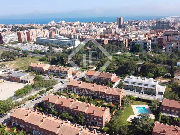 201m² house / villa with 73m² garden for sale in Tarragona City