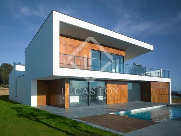 Дом / вилла 397m² на продажу в Плайя де Аро, Коста Брава