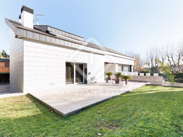650m² house / villa for sale in Sant Cugat, Barcelona