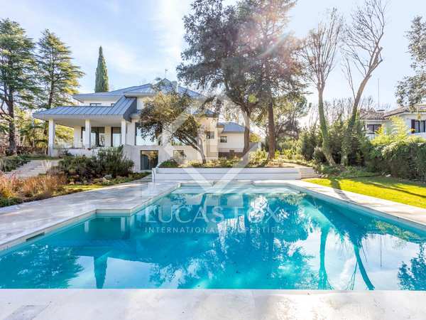950m² house / villa with 1,800m² garden for prime sale in La Moraleja