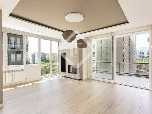 Квартира 227m², 12m² террасa аренда в Туро Парк, Барселона