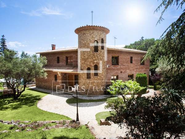 Casa / Vila de 811m² à venda em Sant Andreu de Llavaneres
