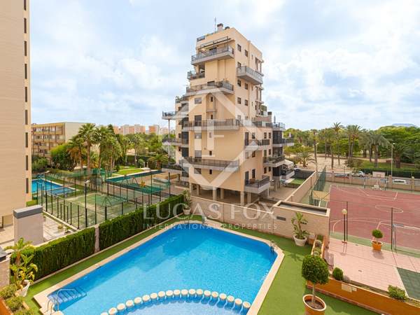 95m² apartment with 15m² terrace for sale in Playa San Juan