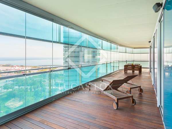 Piso de 95m² con terraza de 73m² en venta en Diagonal Mar
