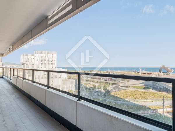 101m² apartment with 45m² terrace for sale in Diagonal Mar