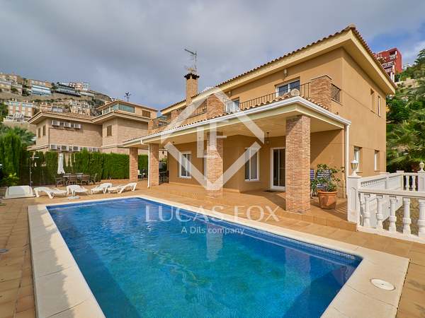 445m² house / villa for sale in Cullera, Valencia