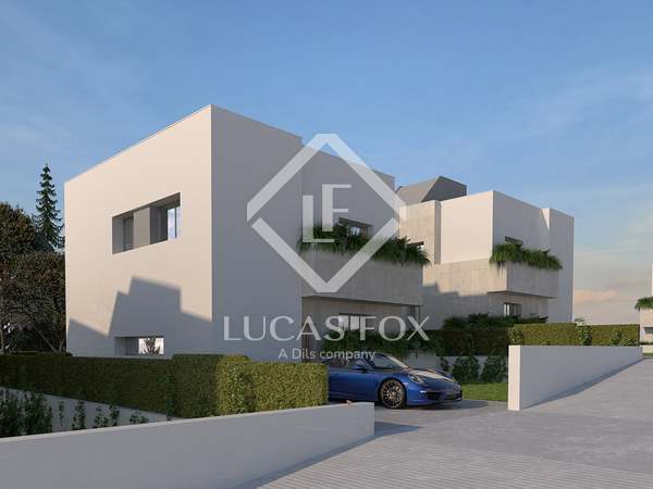 240m² house / villa for sale in Torrelodones, Madrid