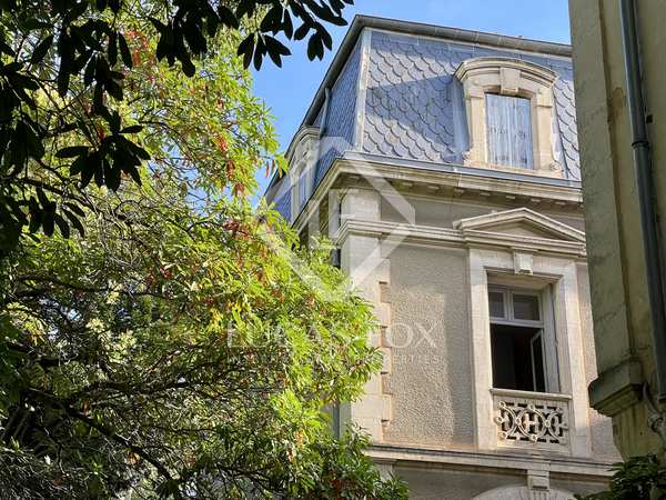 300m² house / villa with 290m² garden for sale in Montpellier Centre