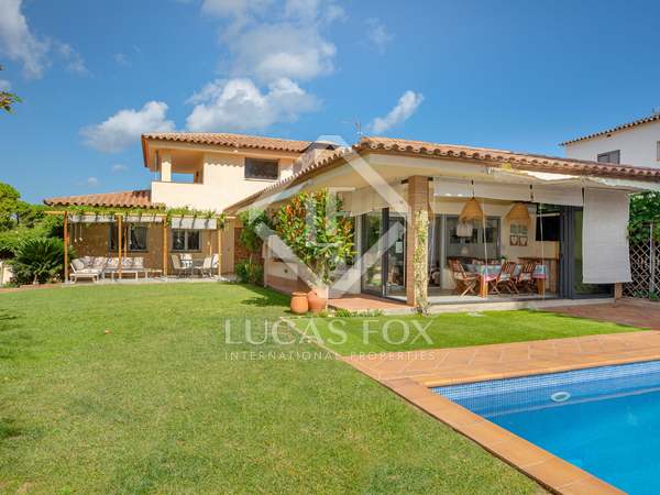 406m² hus/villa till salu i La Escala, Costa Brava