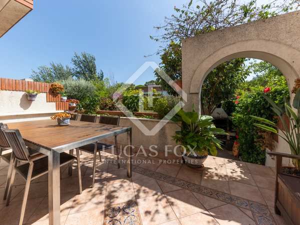 246m² house / villa with 45m² garden for sale in La Pineda