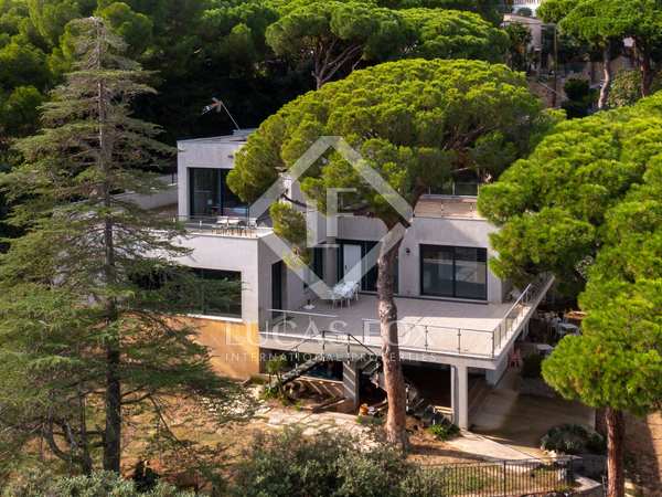 Casa / villa de 572m² en venta en Premià de Dalt, Barcelona