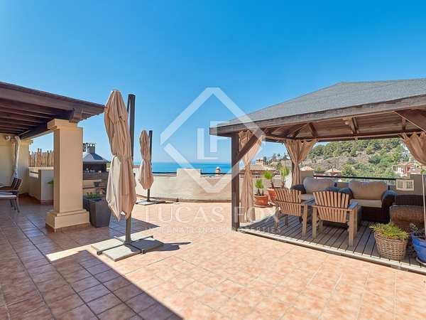 394m² house / villa with 200m² terrace for sale in East Málaga