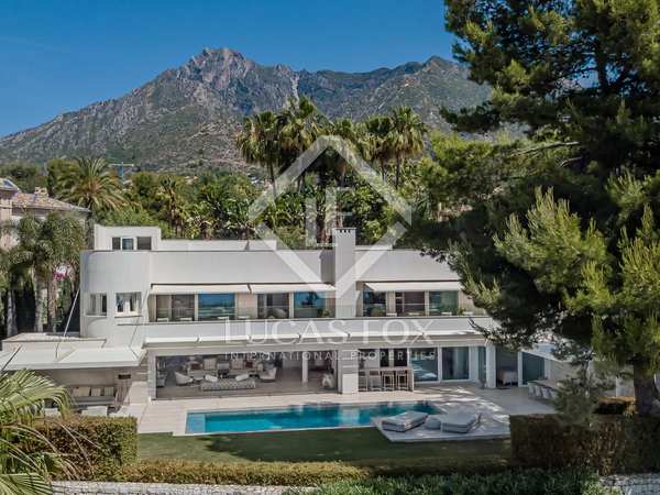 389m² house / villa with 178m² terrace for sale in Sierra Blanca / Nagüeles