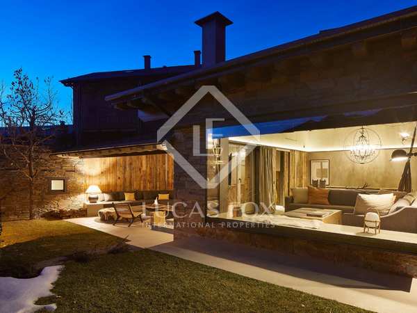Дом / вилла 259m² на продажу в La Cerdanya, Испания