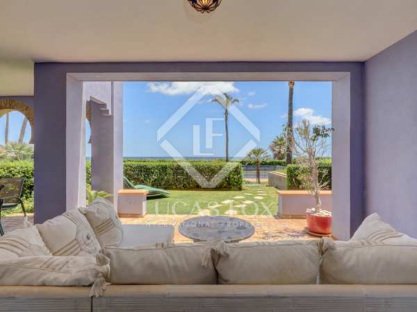 157m² apartment with 34m² terrace for sale in Estepona
