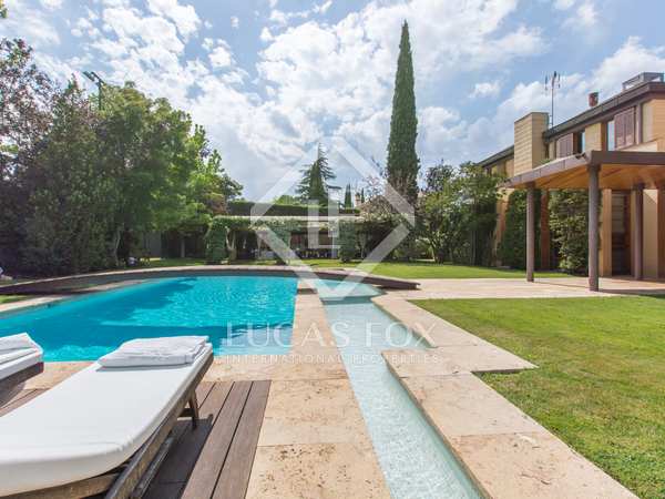 Casa / villa de 982m² en venta en Aravaca, Madrid