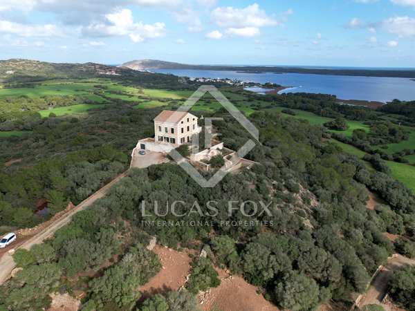 Casa rural de 1,572m² en venta en Mercadal, Menorca