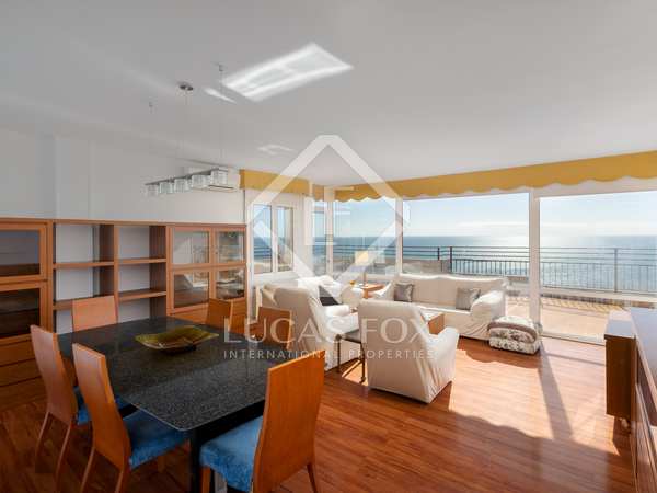 230m² penthouse with 110m² terrace for sale in Vilassar de Mar
