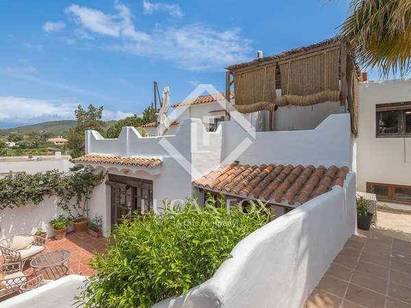 150m² house / villa for sale in Santa Eulalia, Ibiza