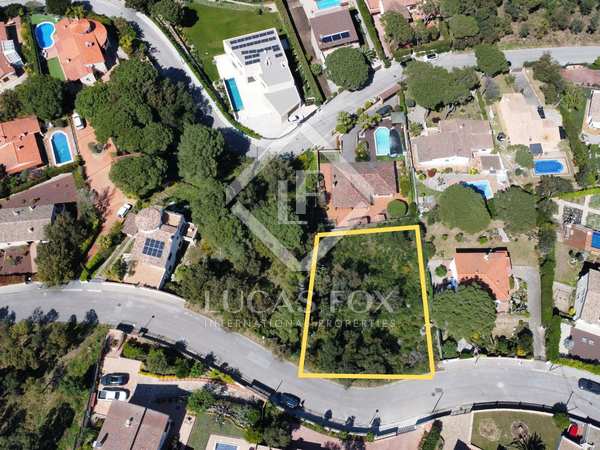 881m² plot for sale in Calonge, Costa Brava