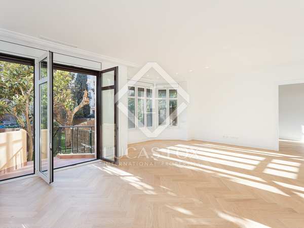 168m² apartment with 114m² garden for sale in Sant Gervasi - Galvany