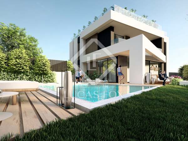 411m² house / villa with 918m² garden for sale in Ibiza Town