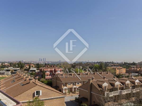 346m² apartment with 250m² terrace for sale in Aravaca