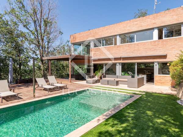 Дом / вилла 458m² на продажу в Sant Cugat, Барселона