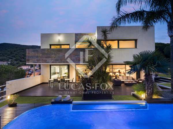 huis / villa van 523m² te koop in Alella, Barcelona