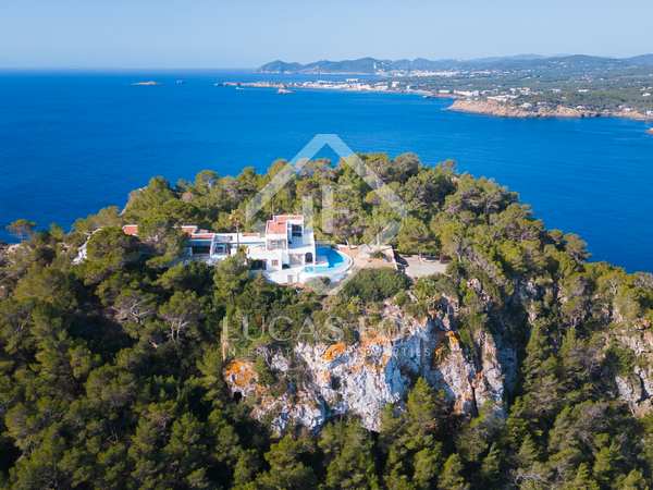 696m² hus/villa till salu i Santa Eulalia, Ibiza