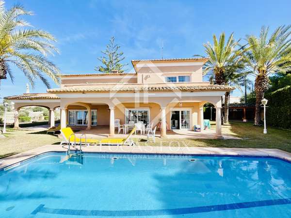 Casa / villa de 591m² en venta en El Campello, Alicante