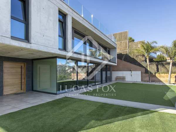 802m² house / villa with 692m² garden for prime sale in Vallvidrera