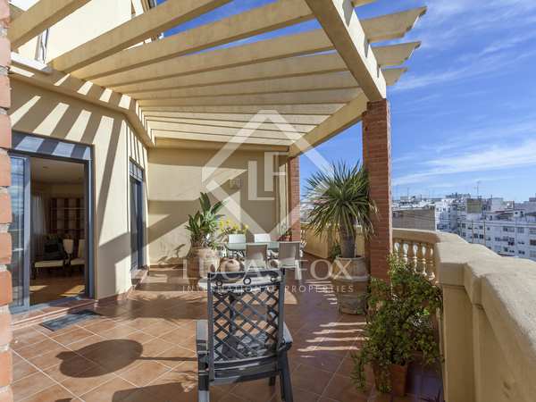 136m² apartment with 40m² terrace for rent in Extramurs