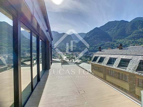 202m² apartment with 21m² terrace for sale in Escaldes