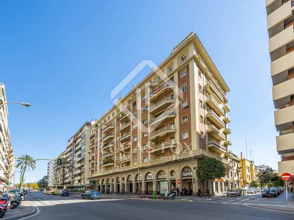Piso de 308m² con 25m² terraza en venta en Sevilla, España