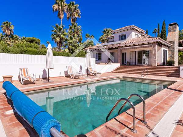 Villa van 396m² te koop in New Golden Mile, Costa del Sol