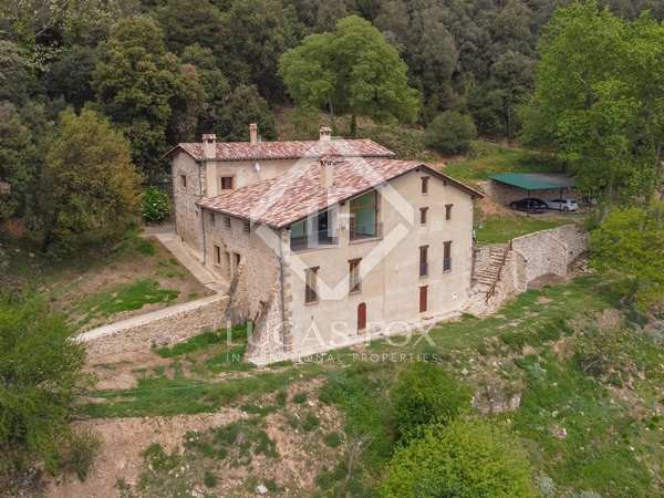 972m² country house for sale in La Garrotxa, Girona