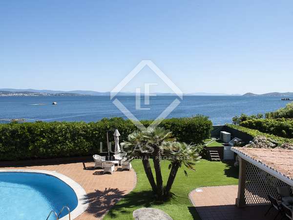 700m² house / villa for sale in Pontevedra, Galicia