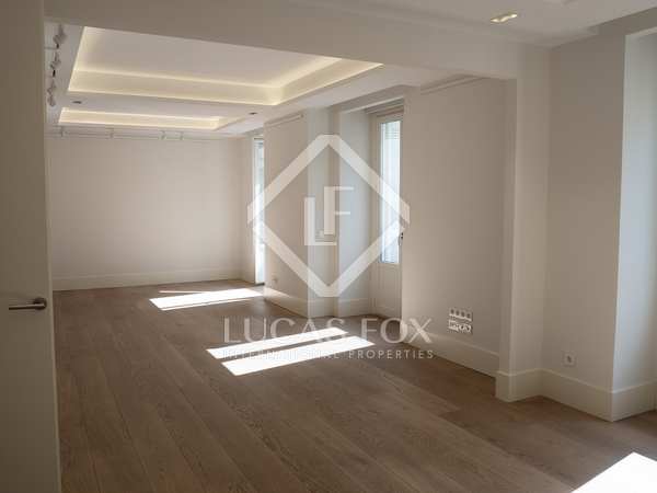 172m² apartment for sale in Justicia, Madrid