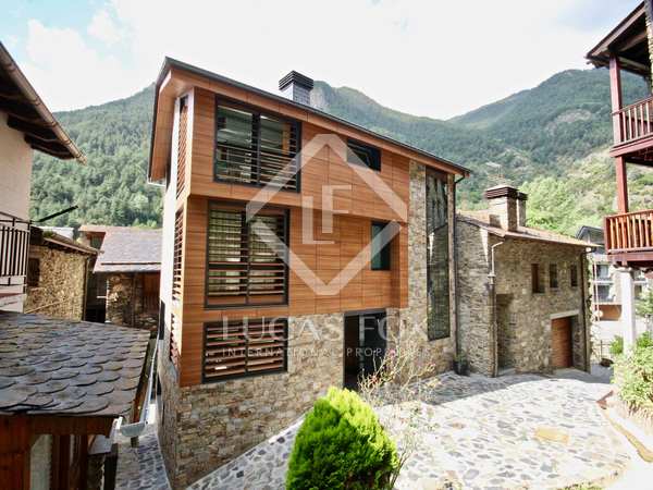 Casa / villa de 315m² en alquiler en Ordino, Andorra