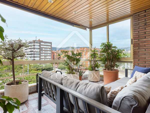 190m² apartment with 20m² terrace for sale in Les Corts