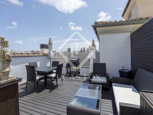 176m² penthouse with 12m² terrace for sale in La Seu