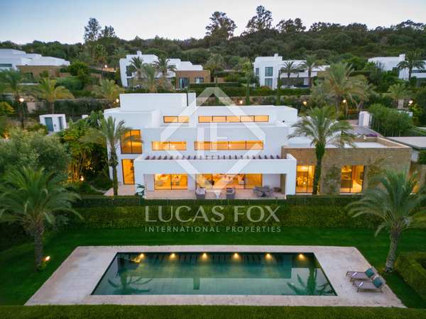 778m² house / villa with 96m² terrace for prime sale in Estepona
