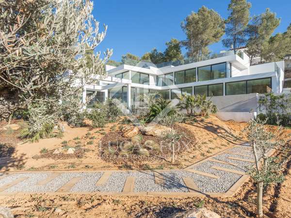 820m² house / villa with 467m² terrace for sale in San Antonio