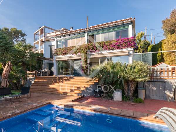 376m² house / villa for sale in Montemar, Barcelona