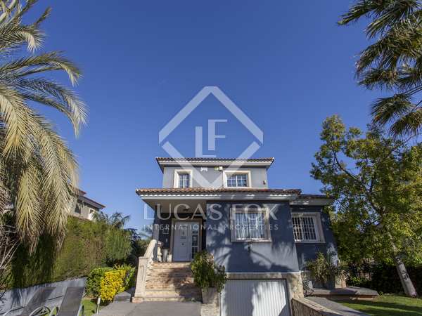 Casa / villa de 248m² en venta en La Eliana, Valencia