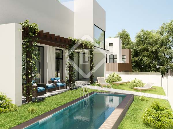 306m² house / villa with 353m² garden for sale in Sant Pere Ribes