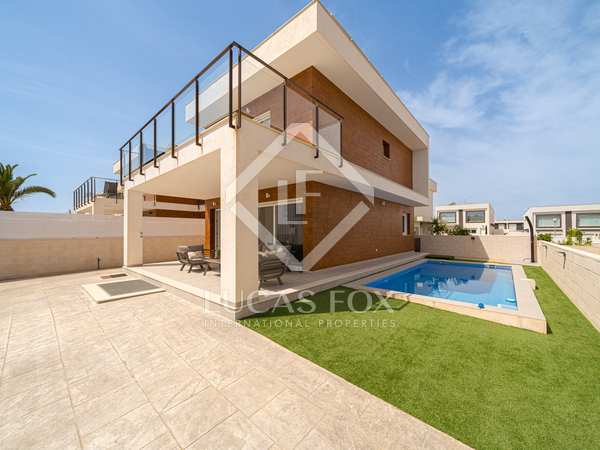 Дом / вилла 239m² на продажу в Gran Alacant, Аликанте