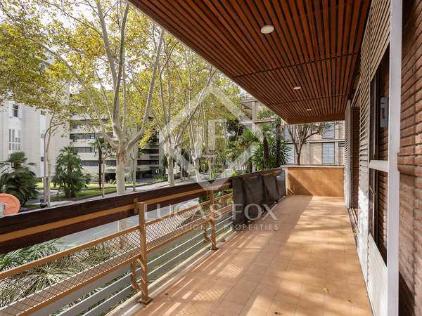 185m² apartment with 18m² terrace for rent in Pedralbes